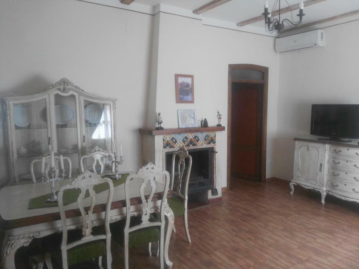 Casa Rural La Quinteria De Sancho Piscina Para Tres Apartamentos Argamasilla De Alba Bagian luar foto